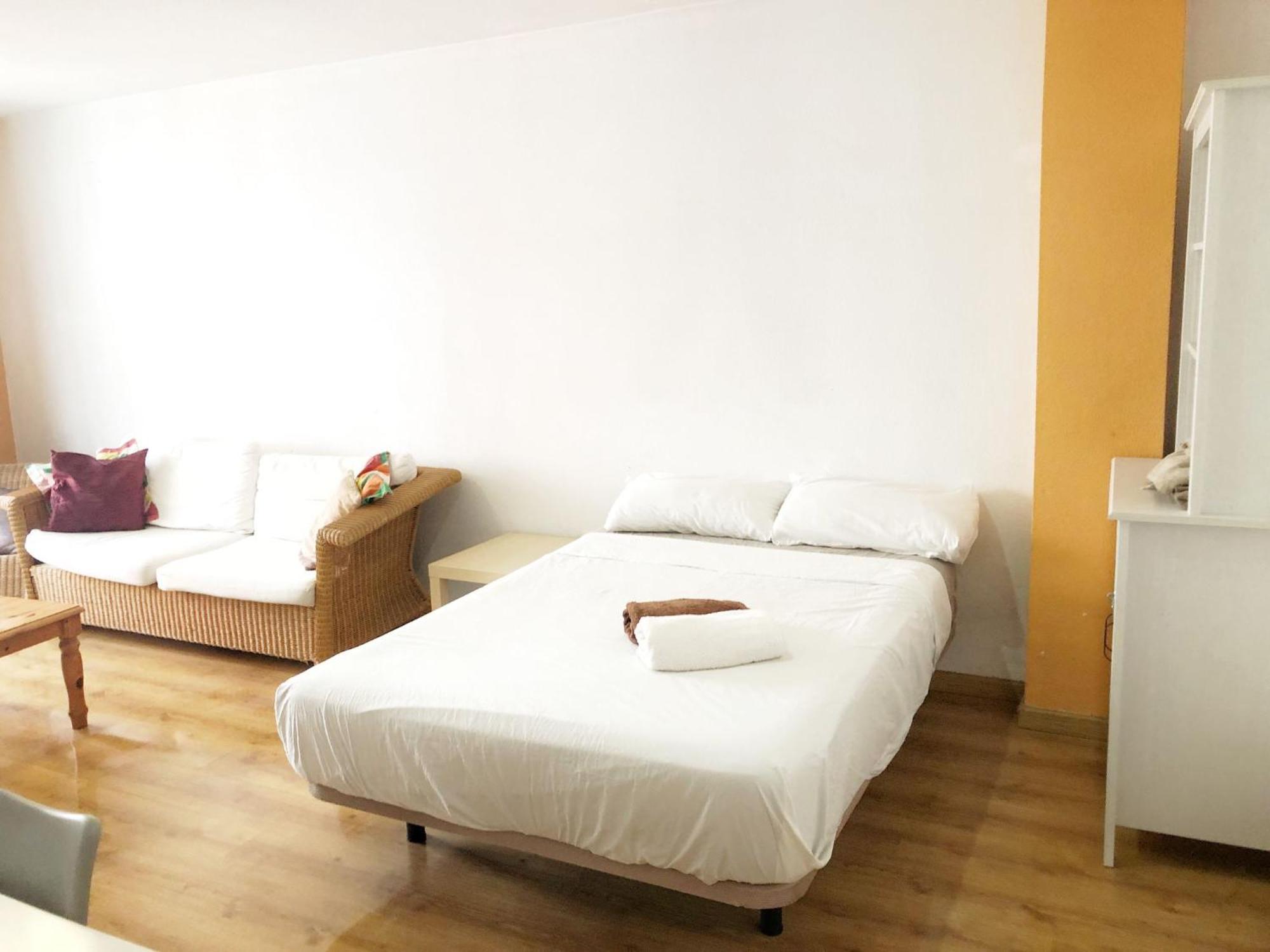 Central Market Guestrooms Alicante Buitenkant foto